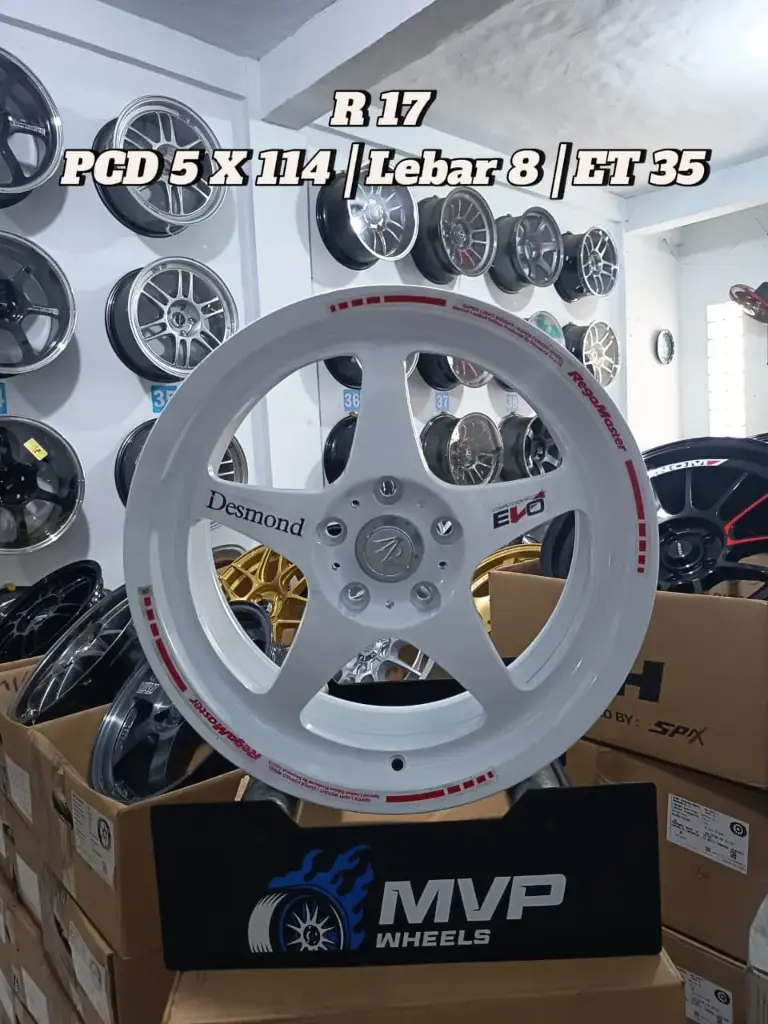 Evo Regamaster R17 Putih - Pcd 5X114 - RH Performance