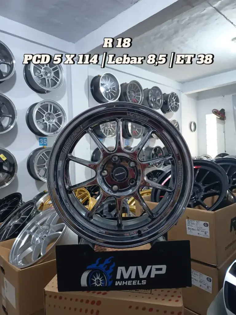 Wedsport R18 Black Chrome - Pcd 5x114 - JF Luxury