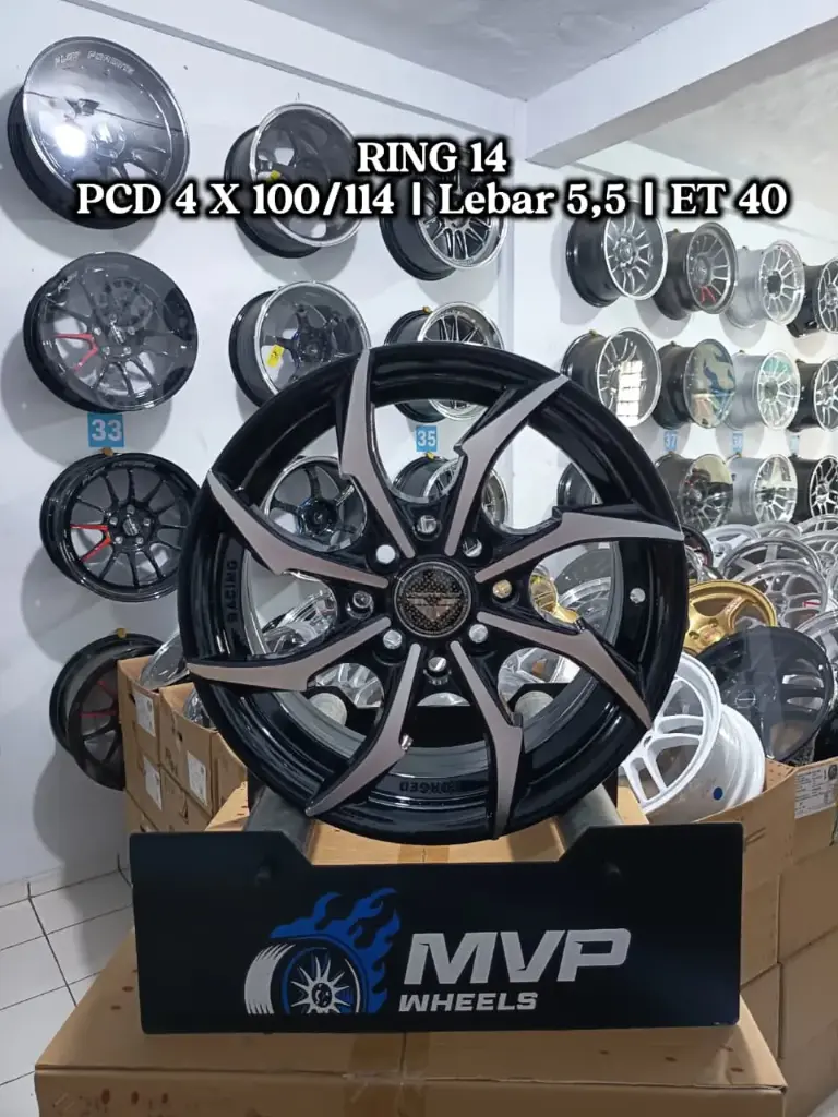 Rays Racing R14 Black Polish - PCD 4x100/114 