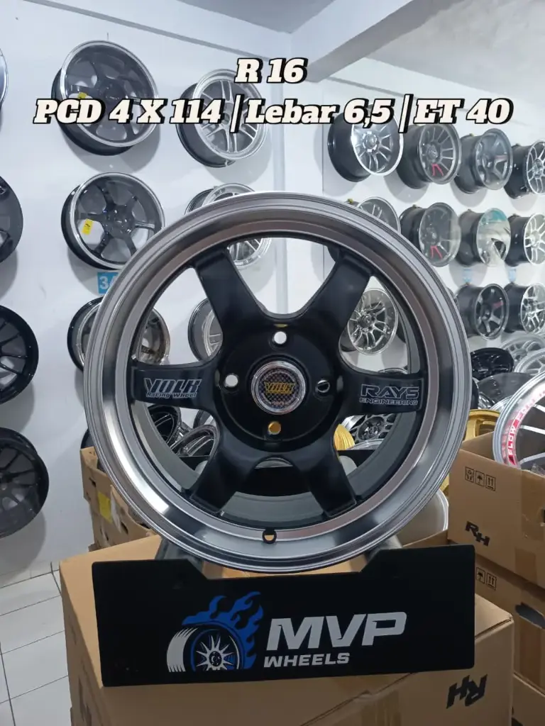 TE37 R16 Hitam - Pcd 4x114 - Rays Club