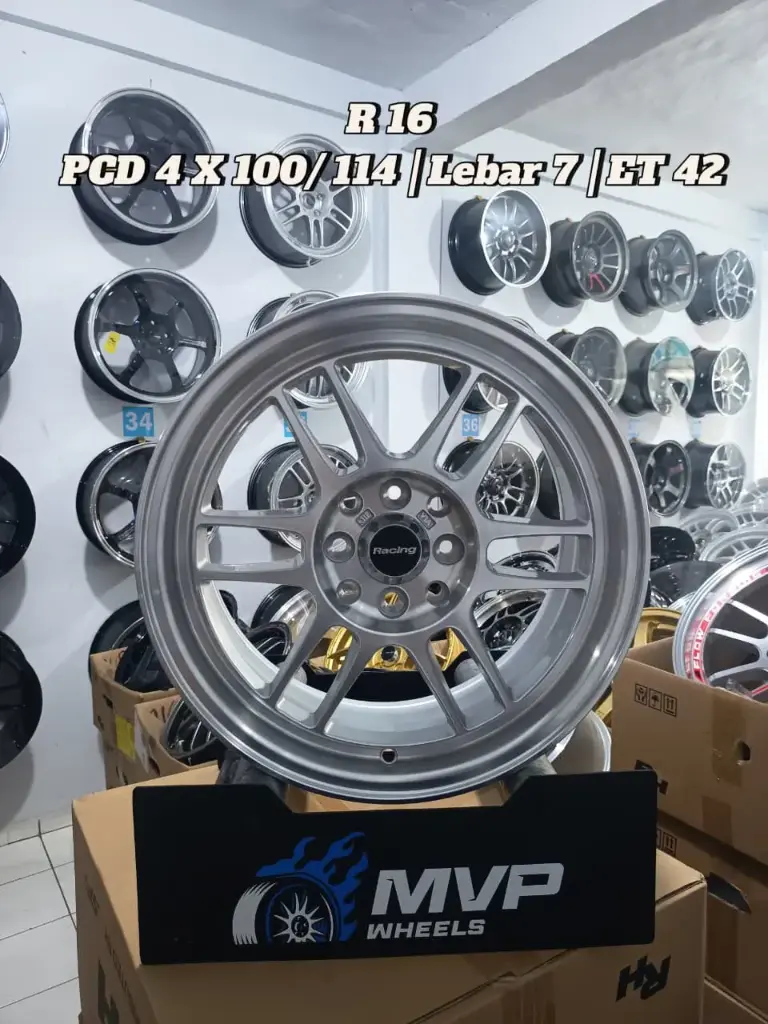 RPF R16 Polish - Pcd 4x100/114 - Rays Club