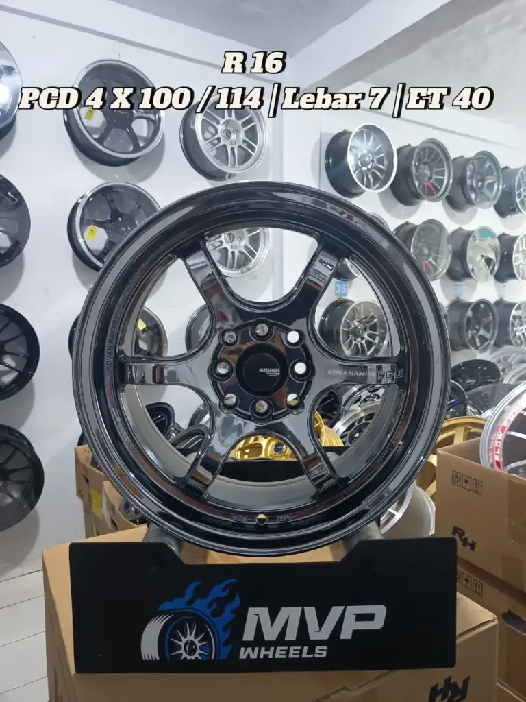 Advan RGD2 R16 Black Chrome - Pcd 4x100/114 - JF Luxury