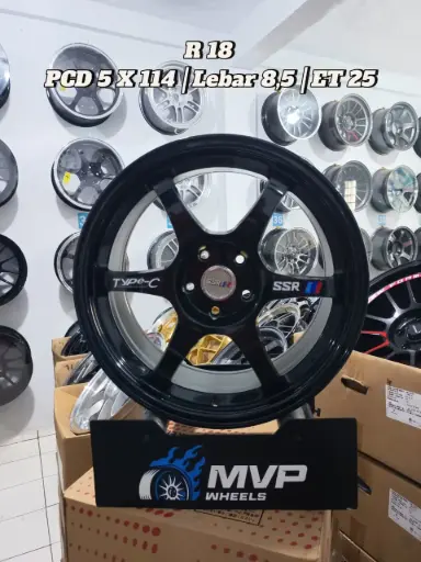 SSR Type C R18 Black  Glossy - Pcd 5x114 - RH Performance