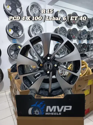 Oem Brio RS R15 Black - Pcd 4x100 - RH Performance